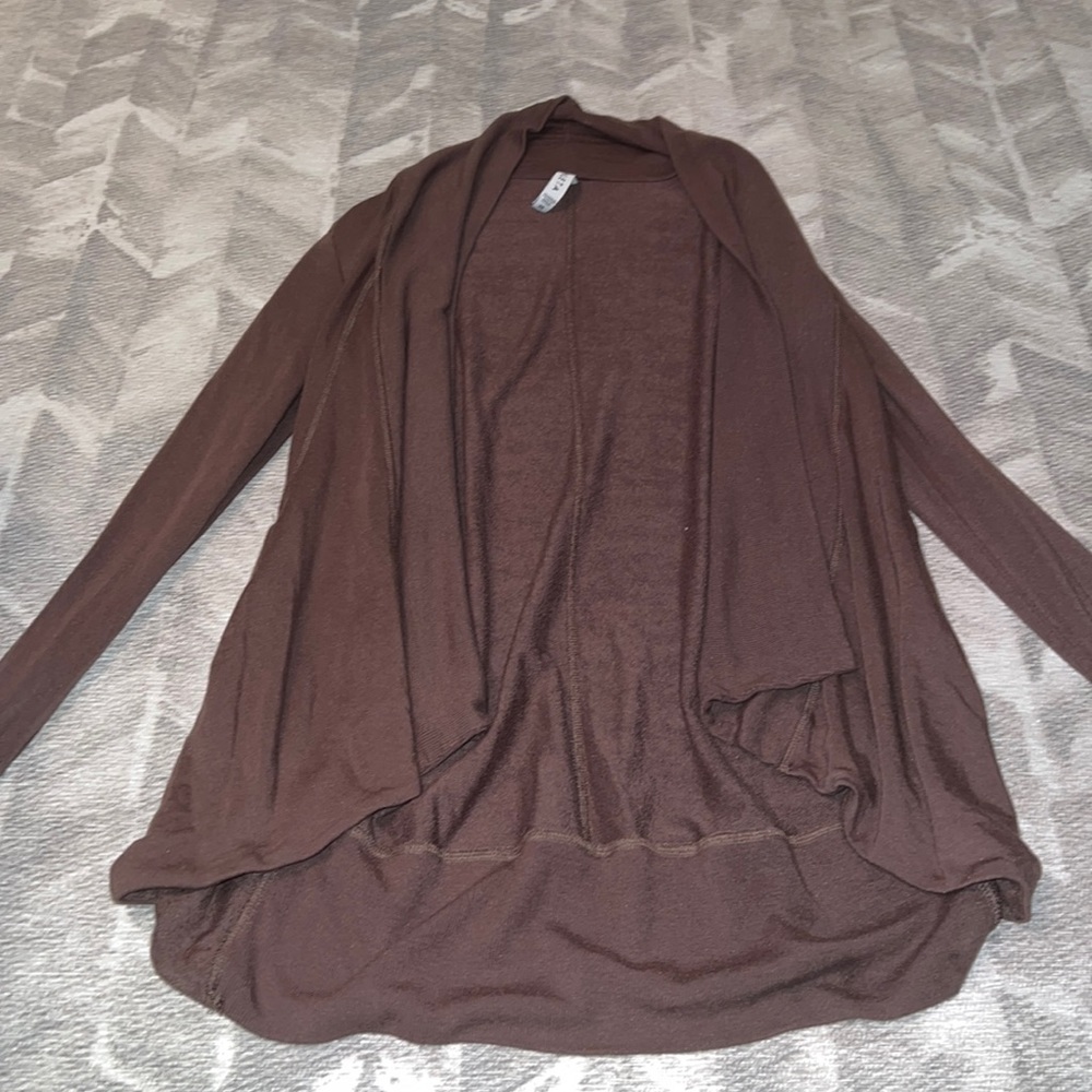 Athleta Pranayama Wrap size:xs color: brown NEVER WORN
